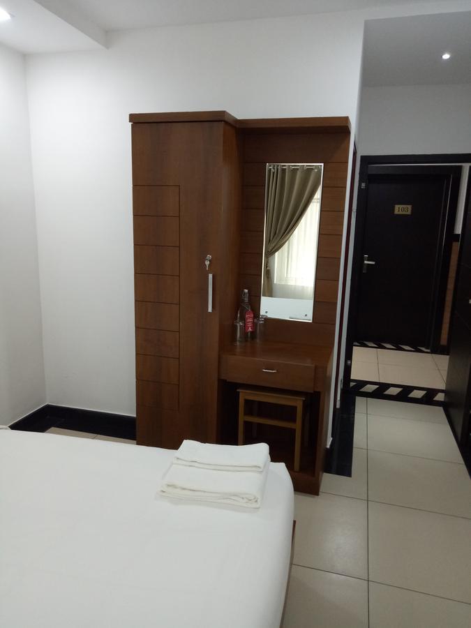 PGS Inn Kochi Bagian luar foto
