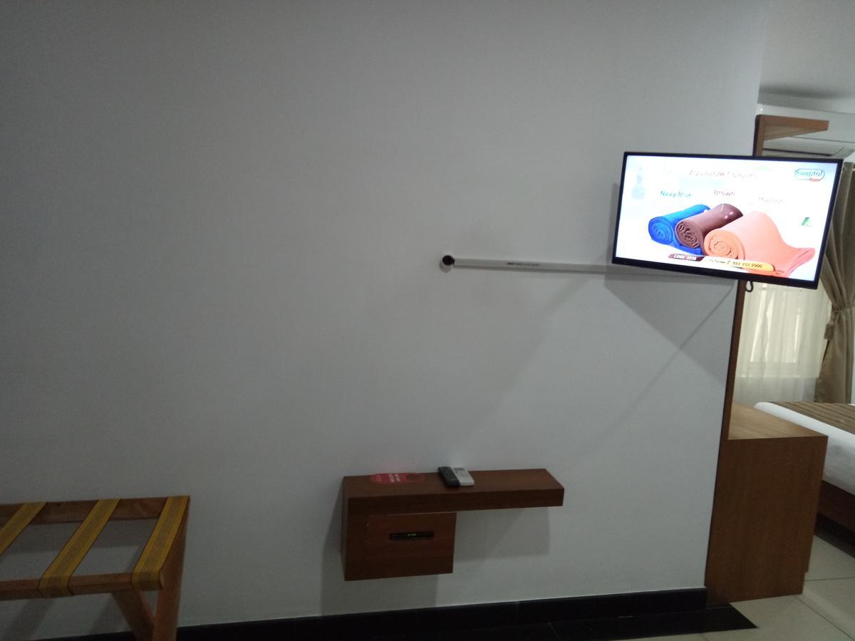 PGS Inn Kochi Bagian luar foto